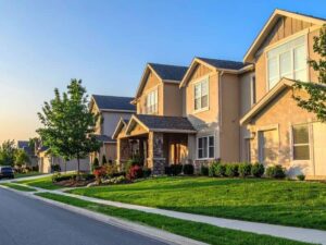 Find property lines in Hialeah, Florida, near a residential sidewalk and front yard.