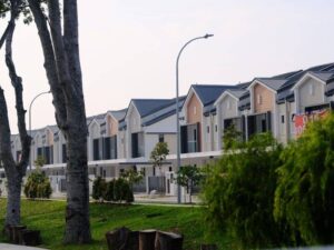 Land surveying for planning the connection of two buildings on one property in Hialeah Florida 